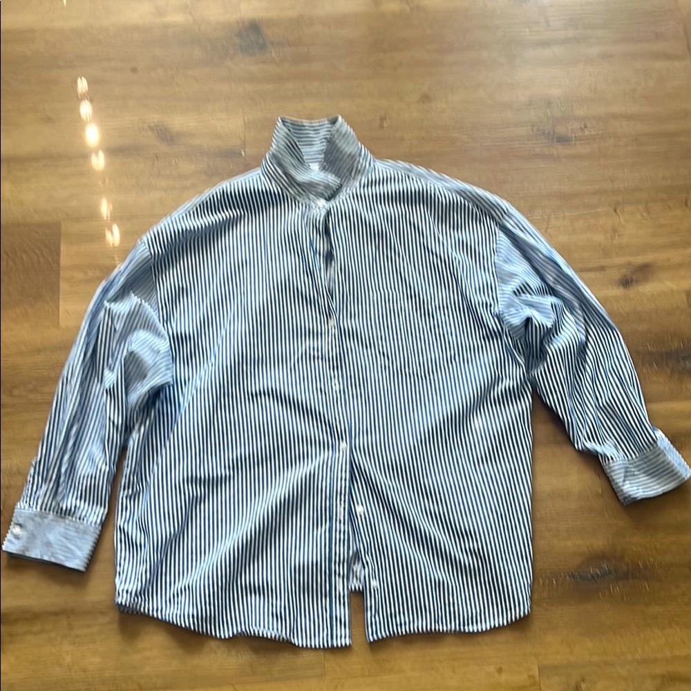 Old Navy Blue Casual Button Down Shirt